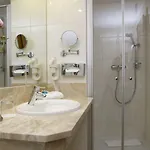 König Hotel 4*