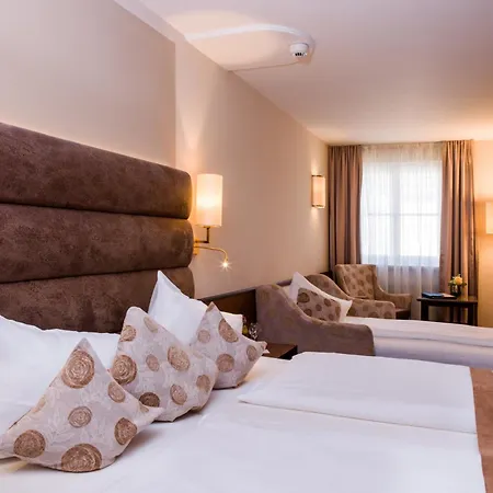 König 4*