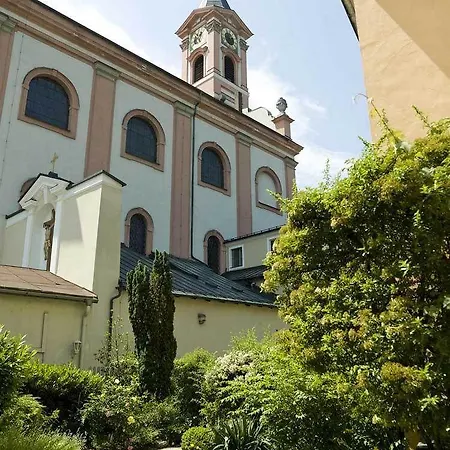 König Szálloda